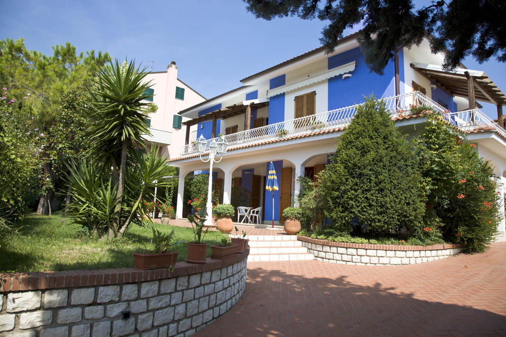 Amarenumana Aparthotel Rum bild